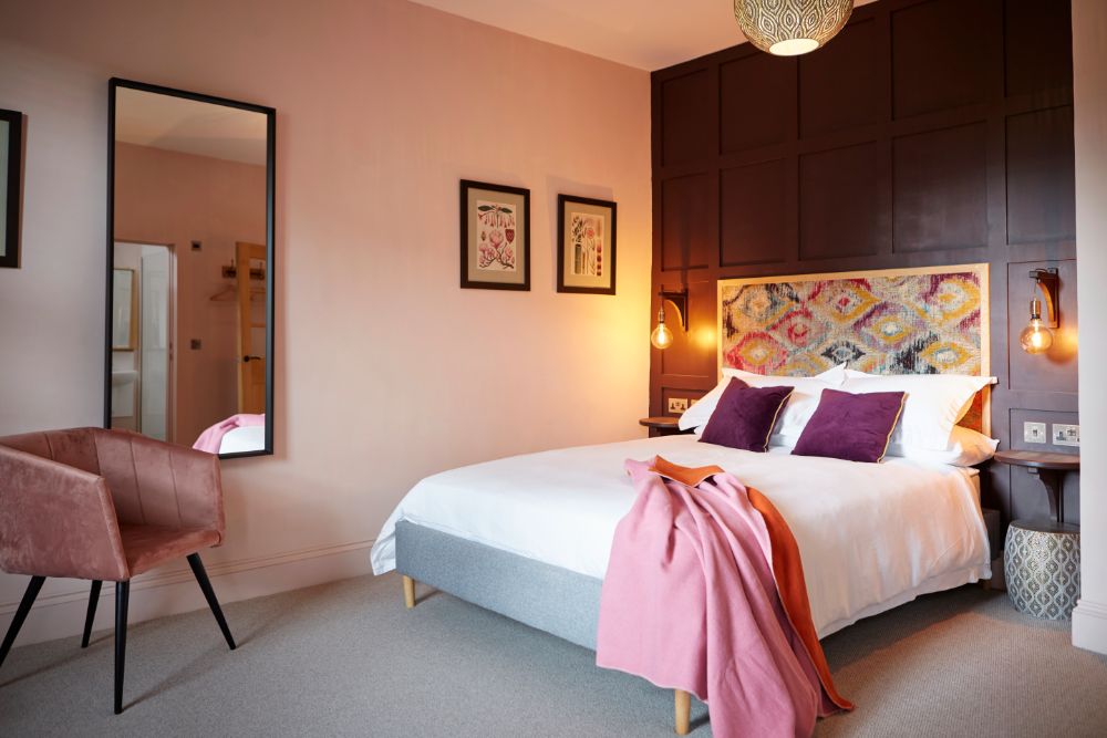 The bedroom of Flat 1 (kin rooms)